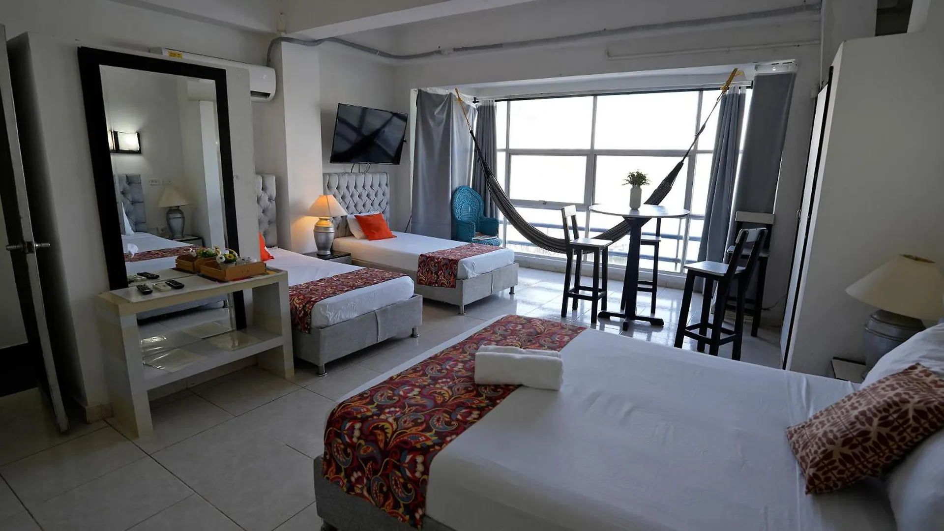 Estudio Con Entrada Independiente Laguito 1 Apartment Cartagena