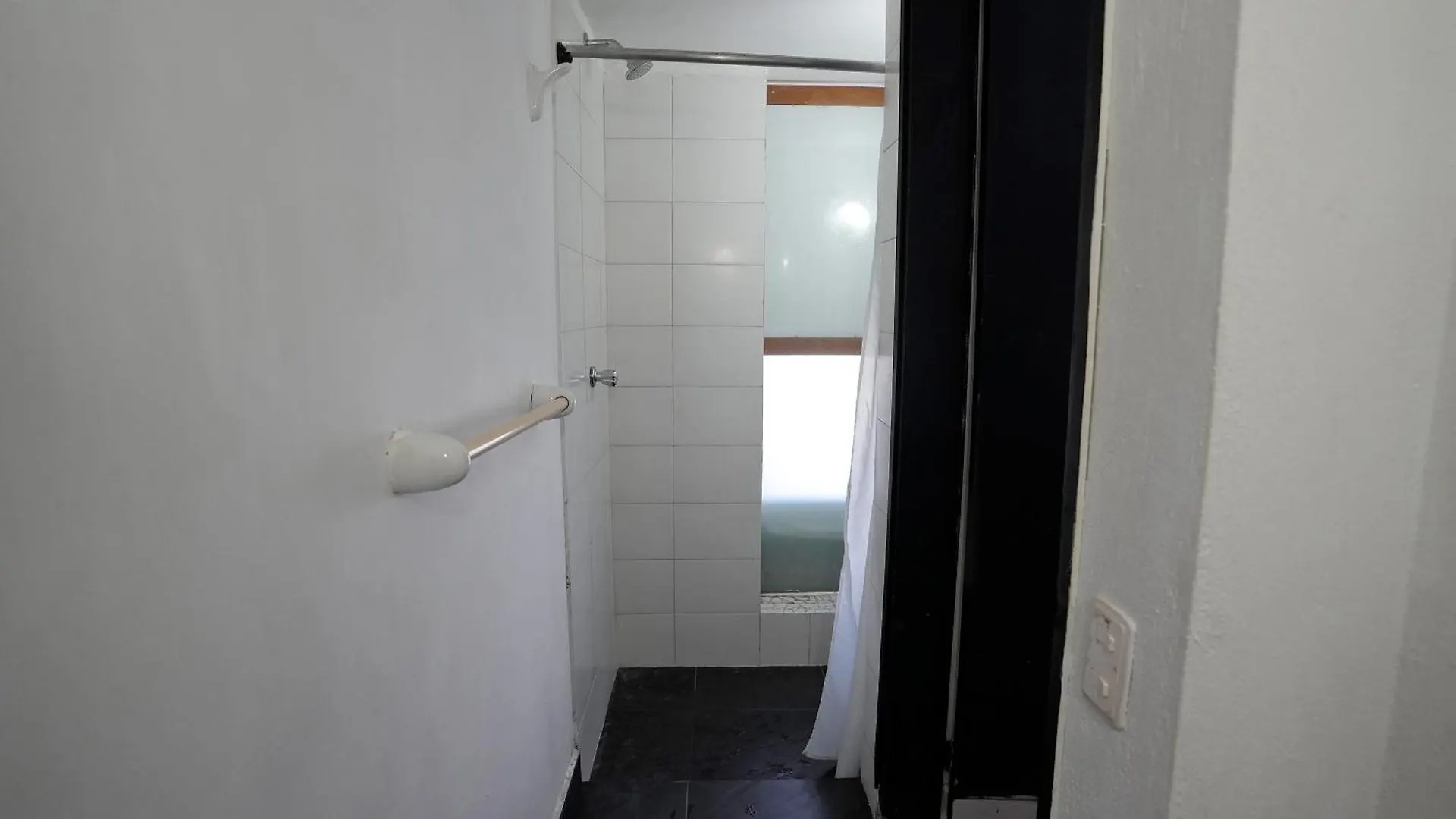 Estudio Con Entrada Independiente Laguito 1 Apartment Cartagena